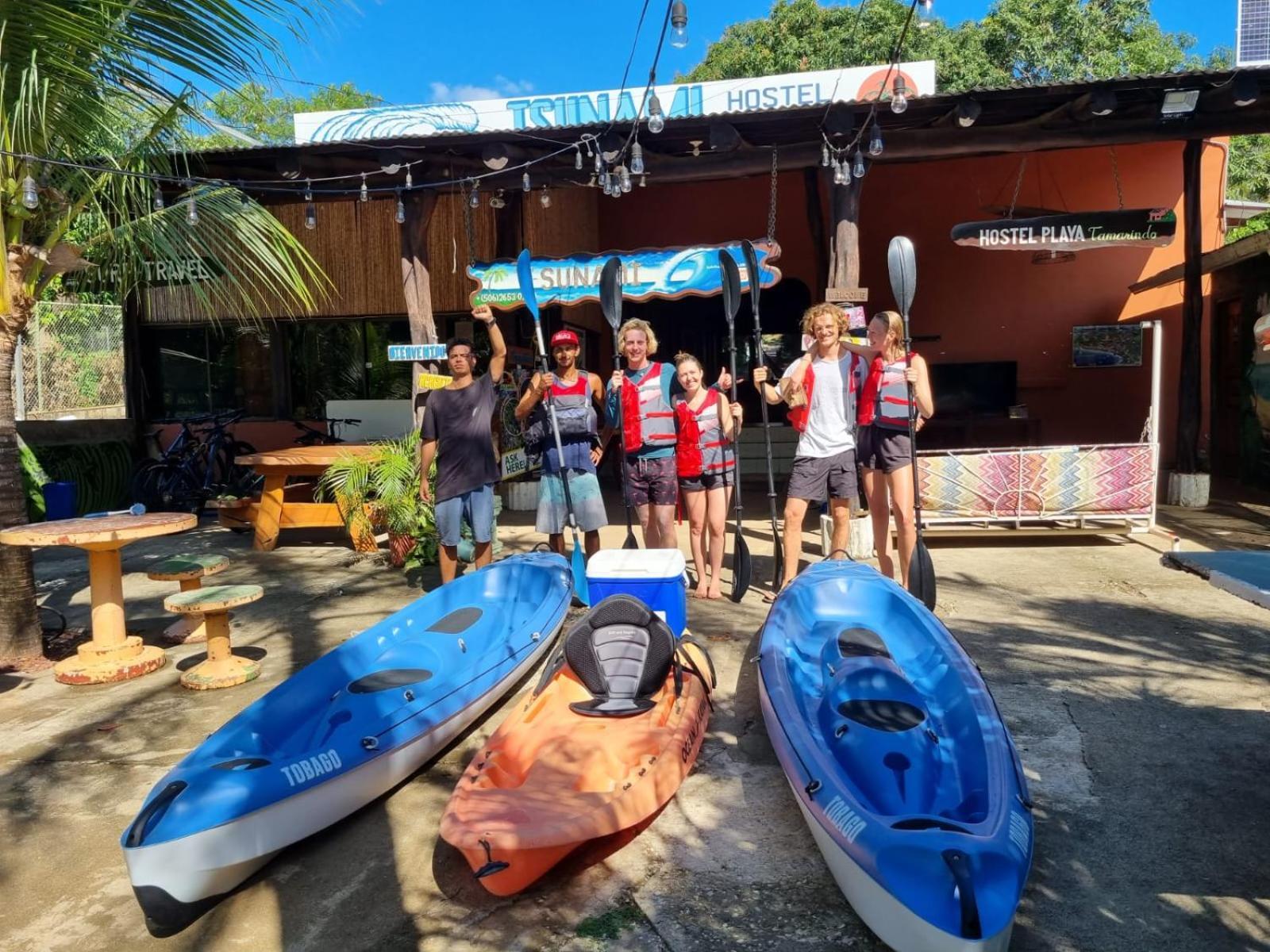 Tsunami Hostel Tamarindo Exteriör bild